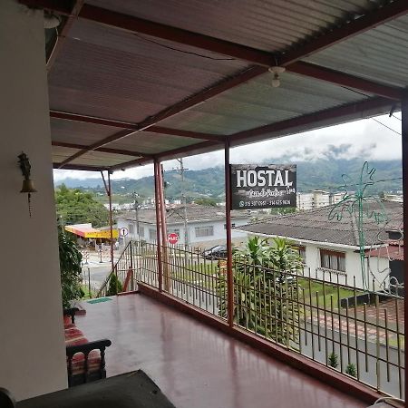 Hostal Spa Casa De Piedra Con Jacuzzi Santa Rosa de Cabal Εξωτερικό φωτογραφία
