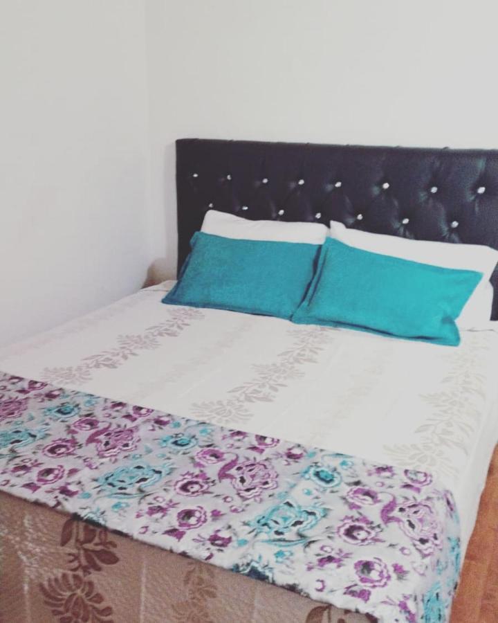 Hostal Spa Casa De Piedra Con Jacuzzi Santa Rosa de Cabal Εξωτερικό φωτογραφία