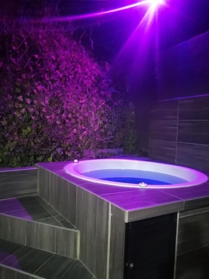 Hostal Spa Casa De Piedra Con Jacuzzi Santa Rosa de Cabal Εξωτερικό φωτογραφία